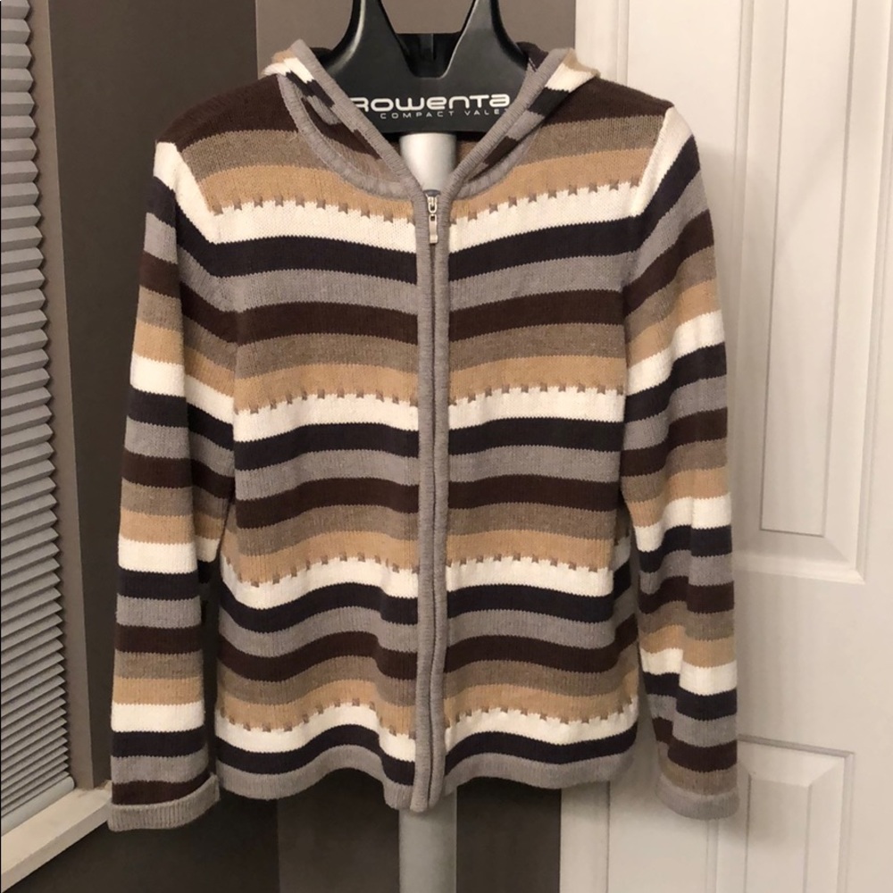 Zip hoodie sweater